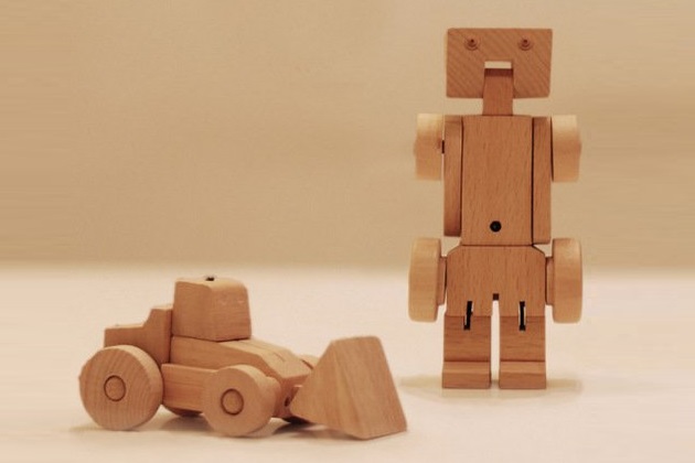 Meet WooBots Creative Wooden Robot Toy (5)