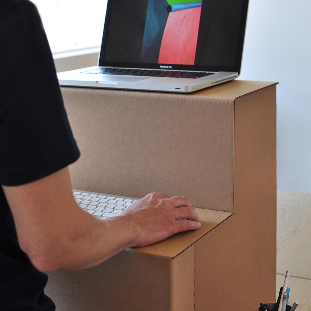 This Flat-Packed Standing Desk is Made Entirely Out of Cardboard (3)