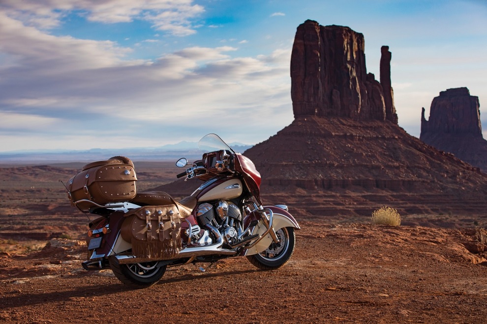 2017 Indian Roadmaster Classic (12)