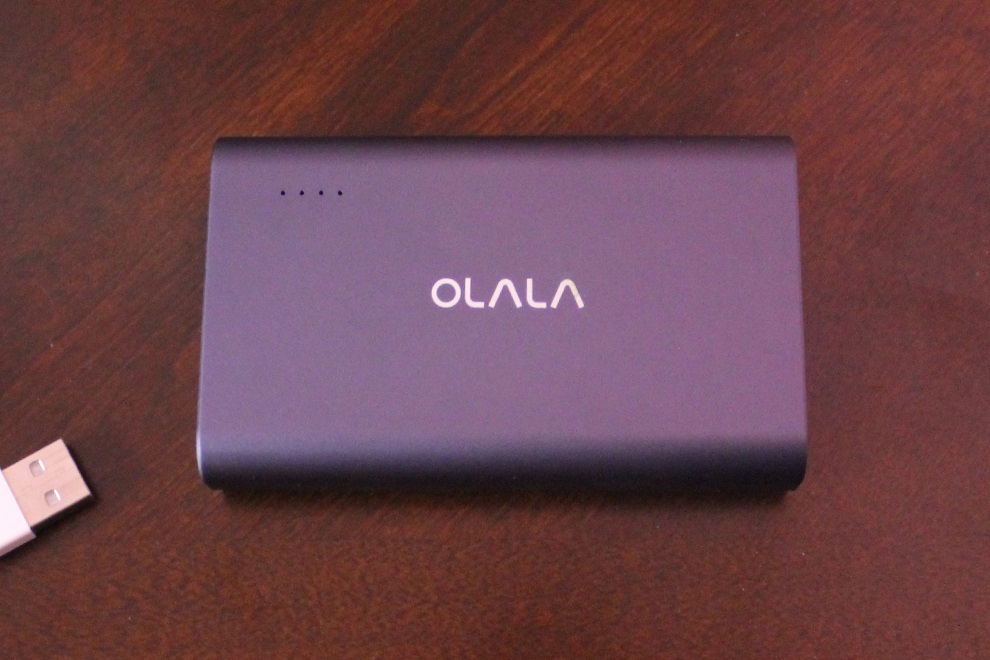 OLALA 10500mAh Aluminum Power Bank with Quick Charge 3.0 (1)